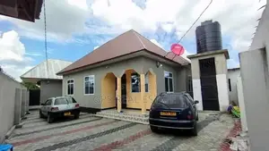 3bdrm House in Kivule Njia Panda, Ilala for sale