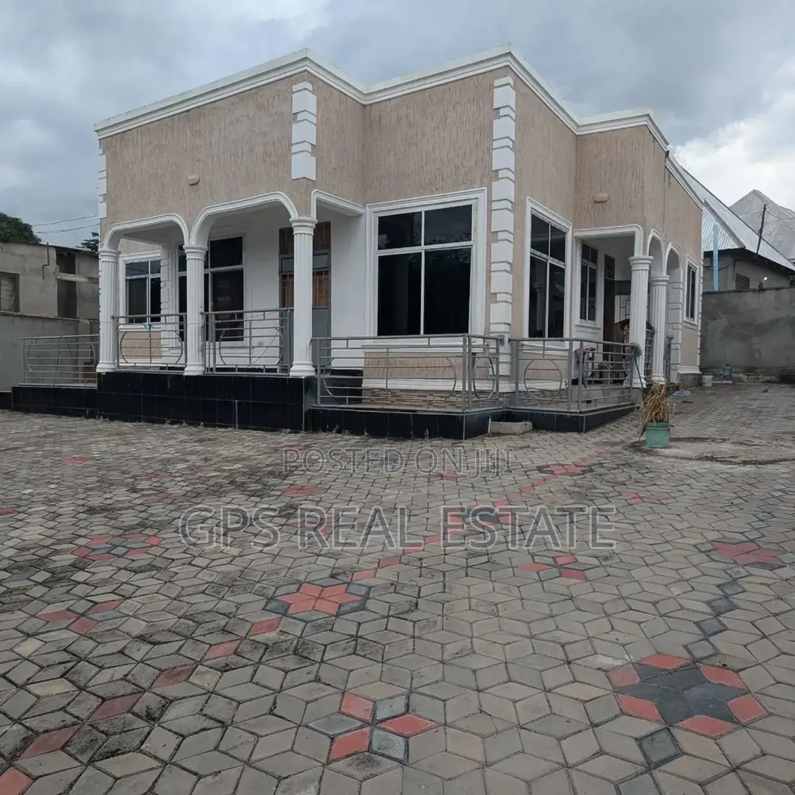 3bdrm House in Kinyerezi, Kinondoni for sale