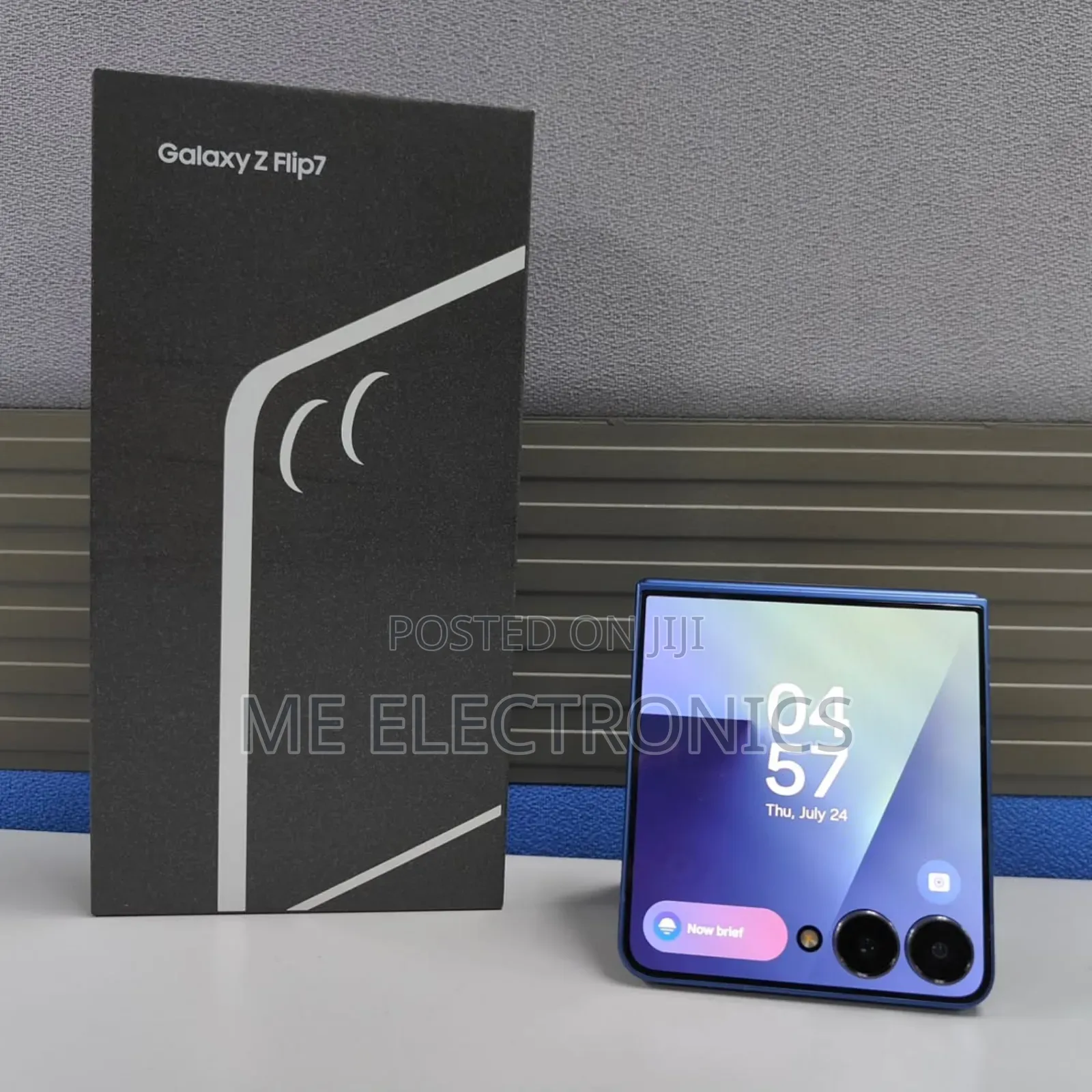 New Samsung Galaxy Z Flip7 256 GB Black