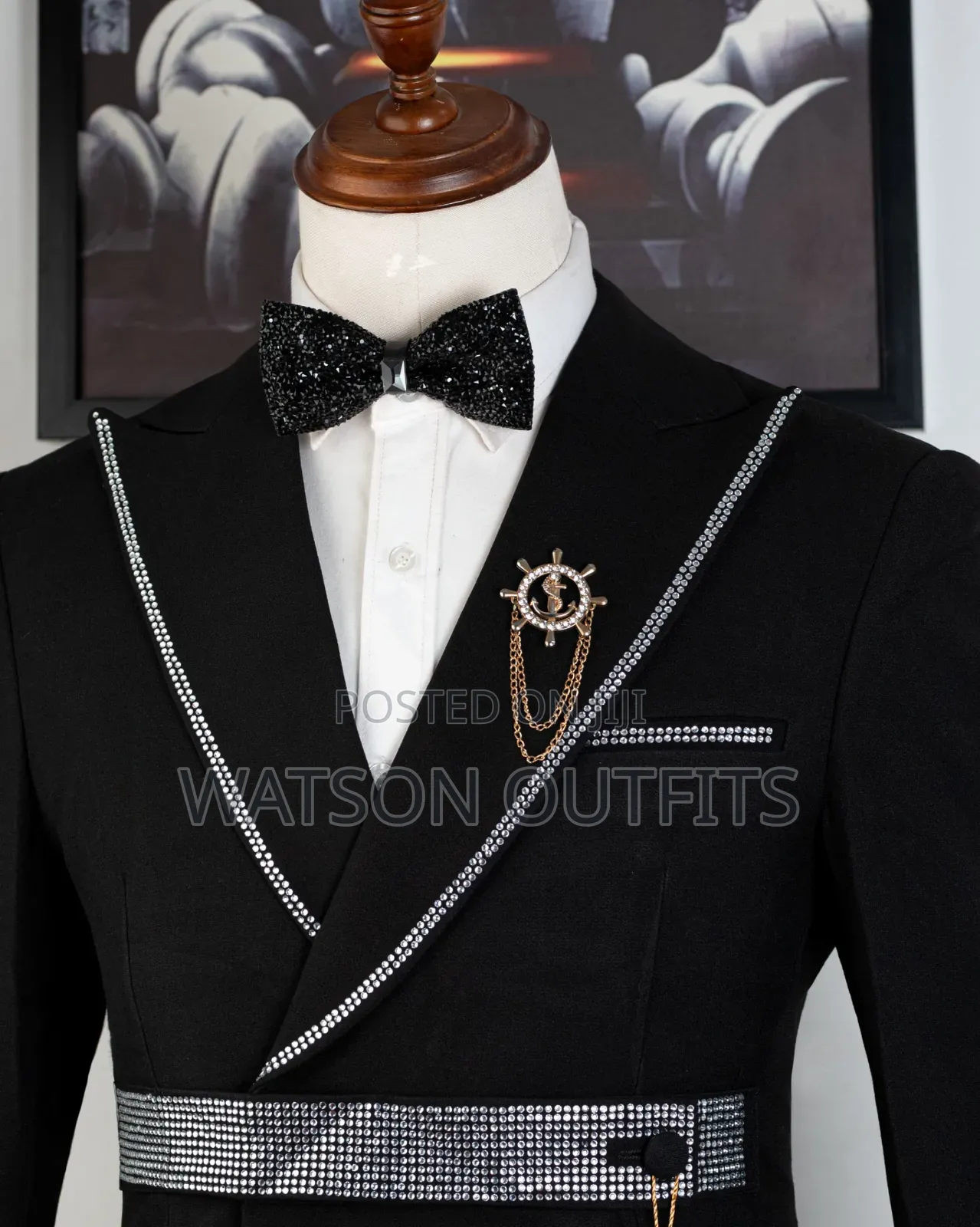 Suti Ya Wanaume or Male Fashion Suit in Top and Smart Looks