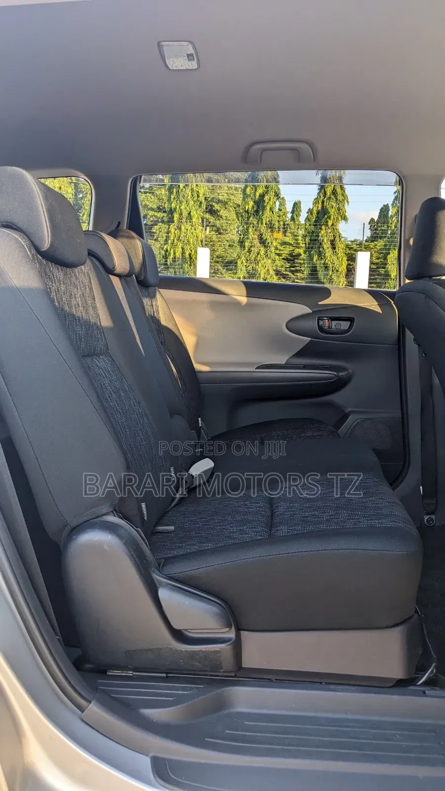 Toyota Wish 2011 Silver