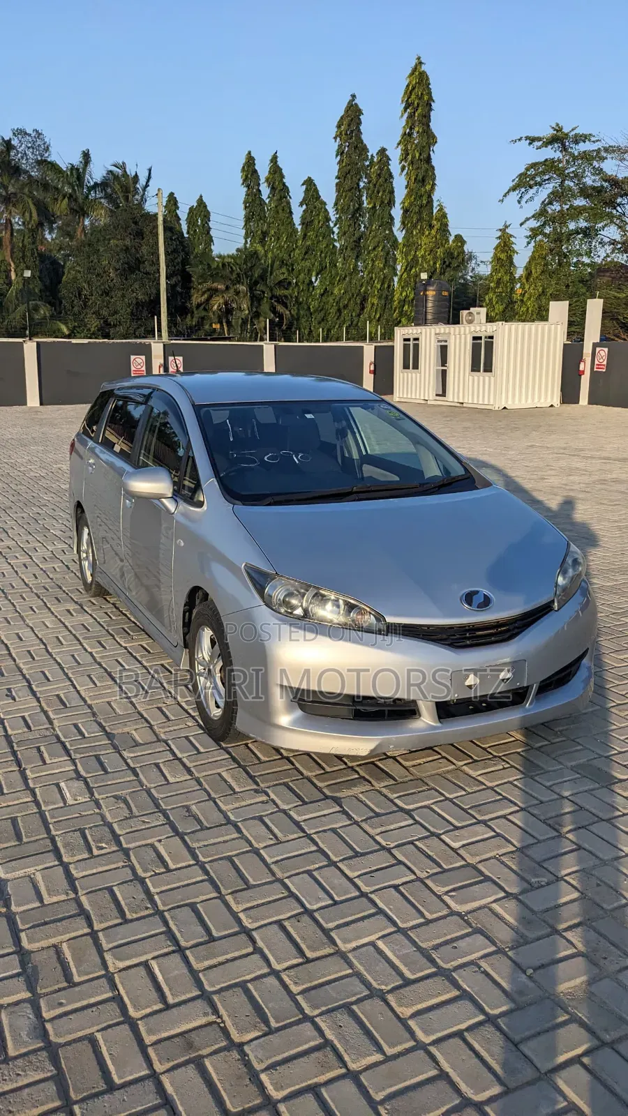Toyota Wish 2011 Silver