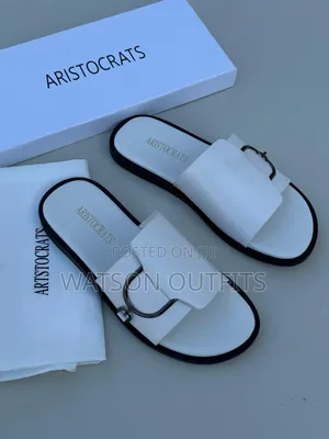 Sandals Hot Na Official Za Aristocrats Brand