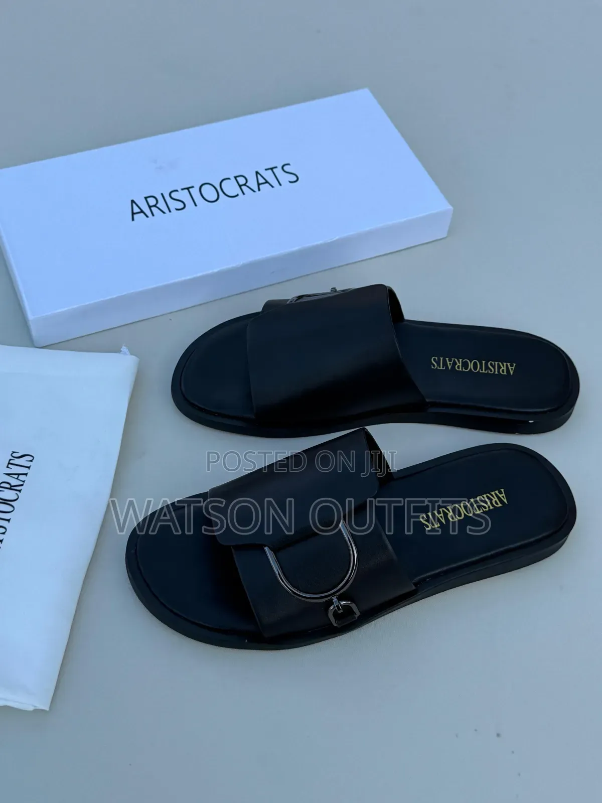 Sandals Hot Na Official Za Aristocrats Brand