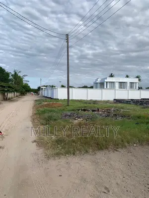 Plot for Sale Ununio Beach