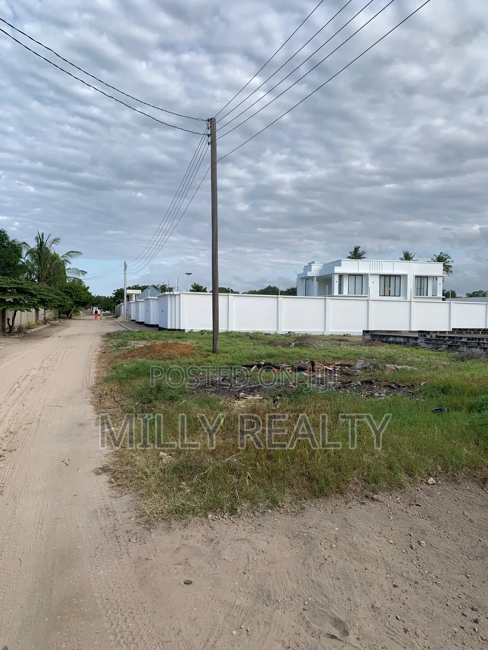 Plot for Sale Ununio Beach