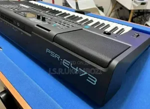 Yamaha PSR E-473