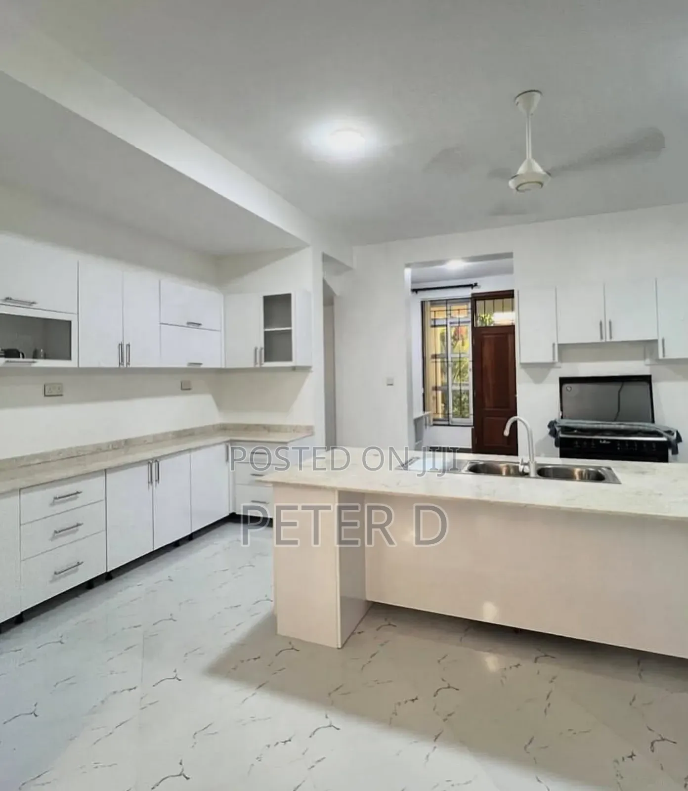 5bdrm House in Mbezi Beach for rent
