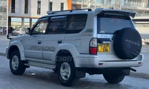 Toyota Land Cruiser Prado 2001 Silver
