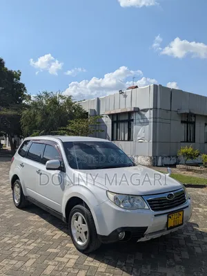 Subaru Forester 2010 White