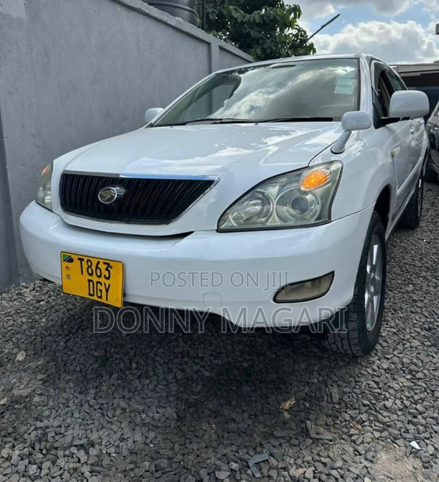 Toyota Harrier 2005 White
