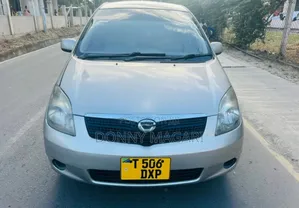 Toyota Corolla Spacio 2006 Gold