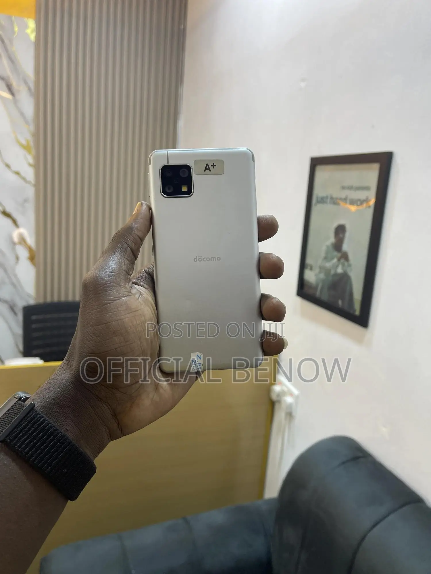 Sharp Aquos sense5G 64 GB Silver