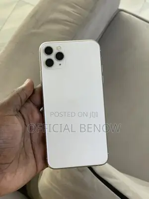 Apple iPhone 11 Pro Max 64 GB White