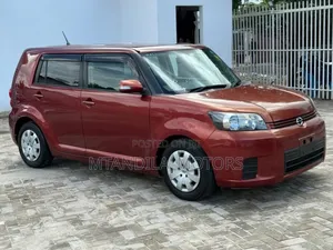Toyota Corolla Rumion Hatchback 1.8 AWD 2009 Red