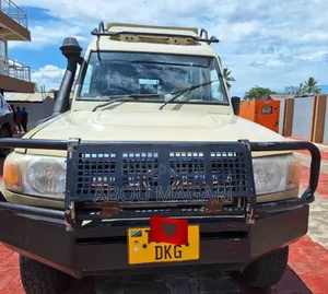 Toyota Land Cruiser 2008 Ivory