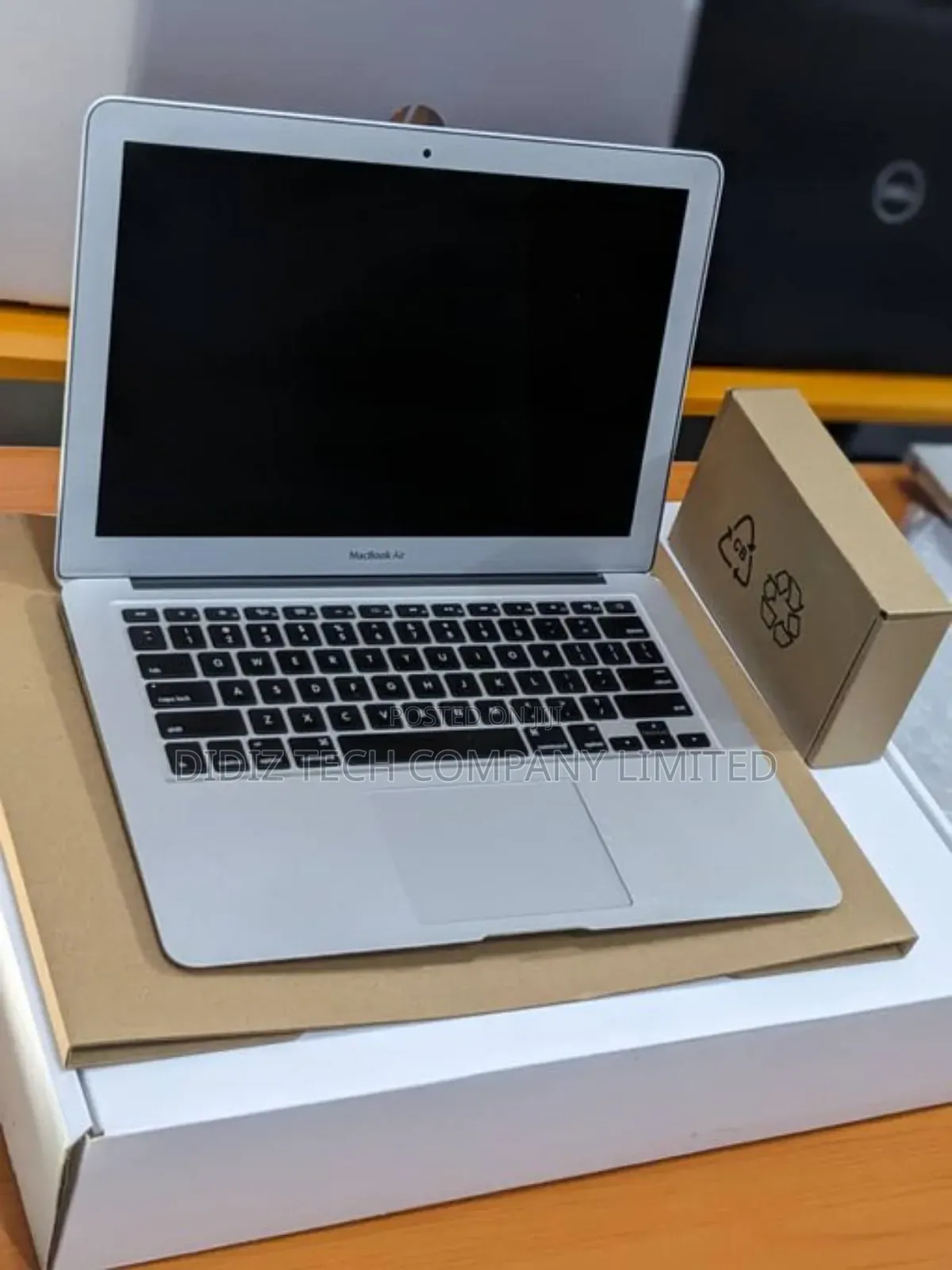 Laptop Apple MacBook Air 2015 8GB Intel Core I5 SSD 256GB
