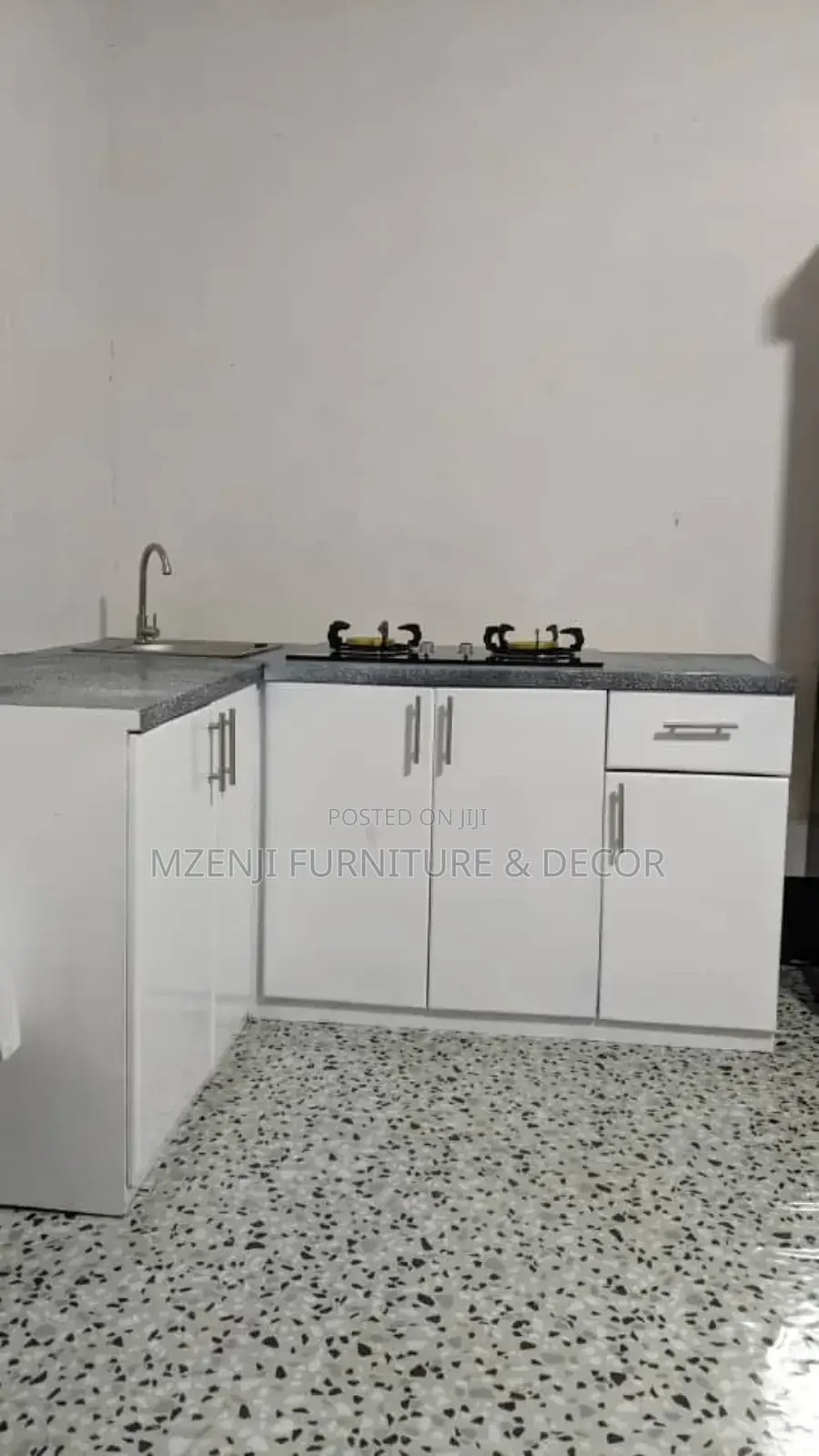 Kitchen Cabinets Set 5 Doors
