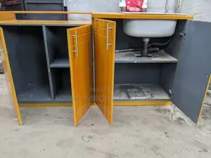Kitchen Cabinets Za Milango Minne Na Sehemu Ya Kunawia