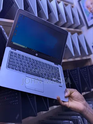Laptop HP EliteBook 725 4GB Intel SSD 128GB