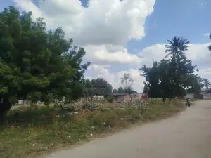 Plot for Sale at Ununio
