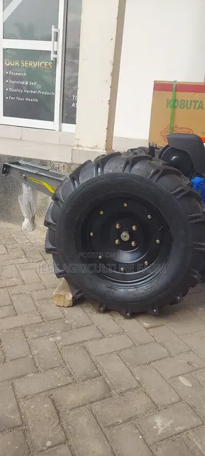 Mjapani Kobuta 14hp