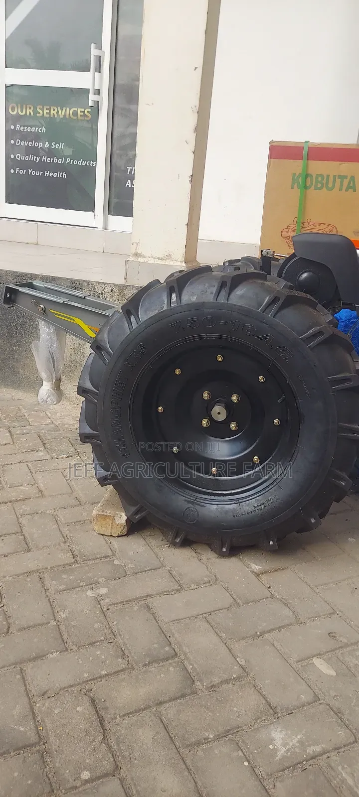 Mjapani Kobuta 14hp