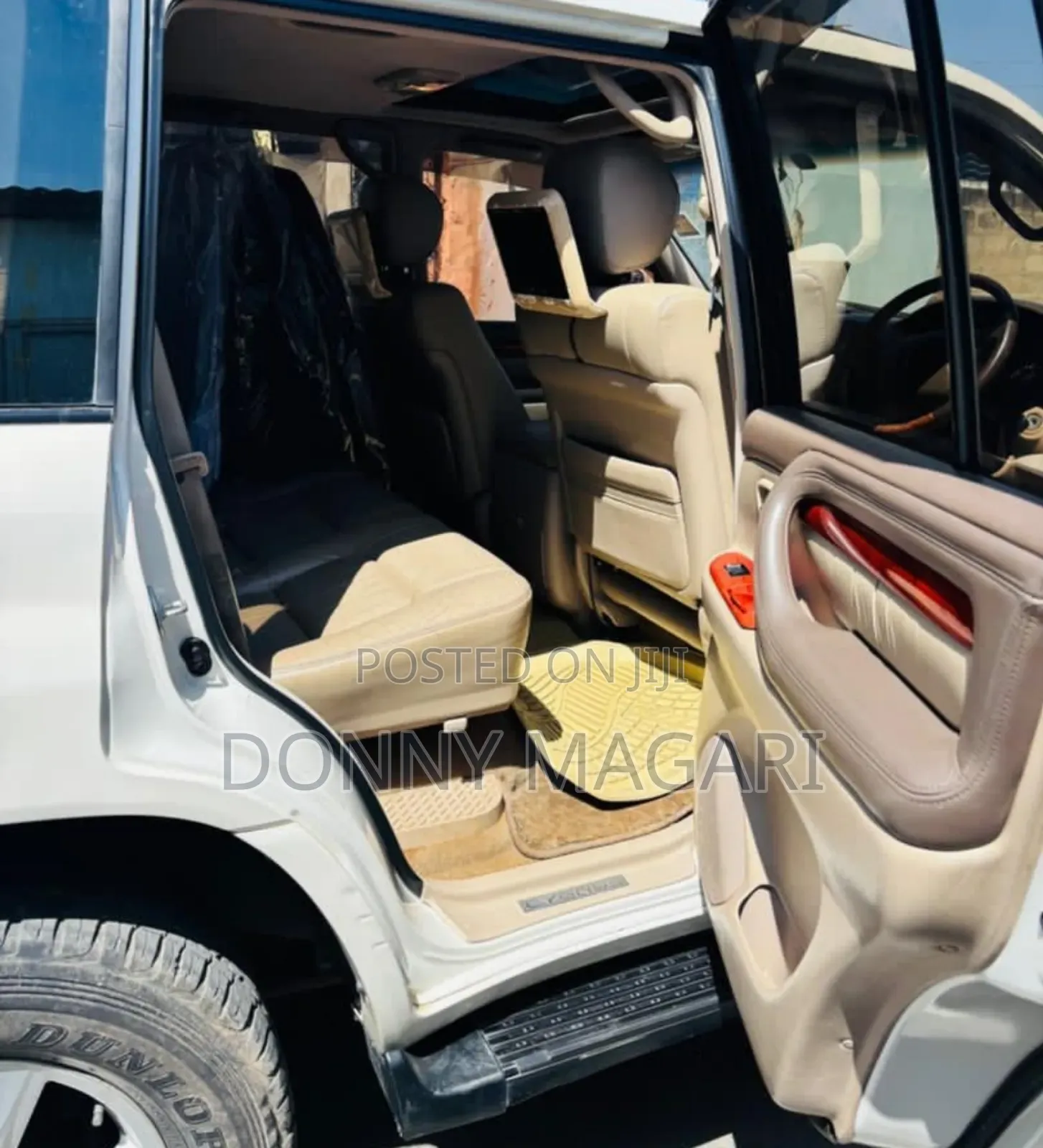 Toyota Land Cruiser 2001 White