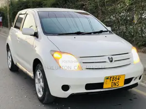 Toyota IST 2005 White
