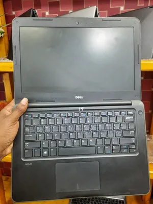 Laptop Dell Latitude 3380 4GB Intel Core I5 SSD 256GB