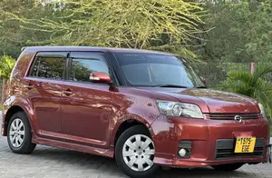 Toyota Corolla Rumion 2008 Red