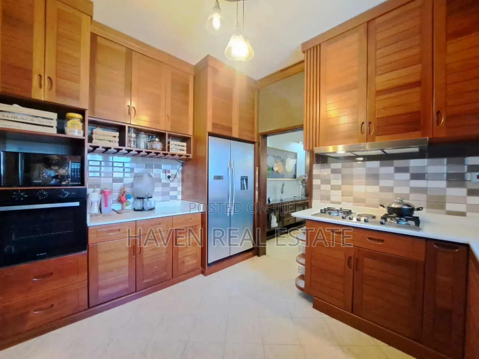 Furnished 3bdrm Apartment in Kisutu for rent