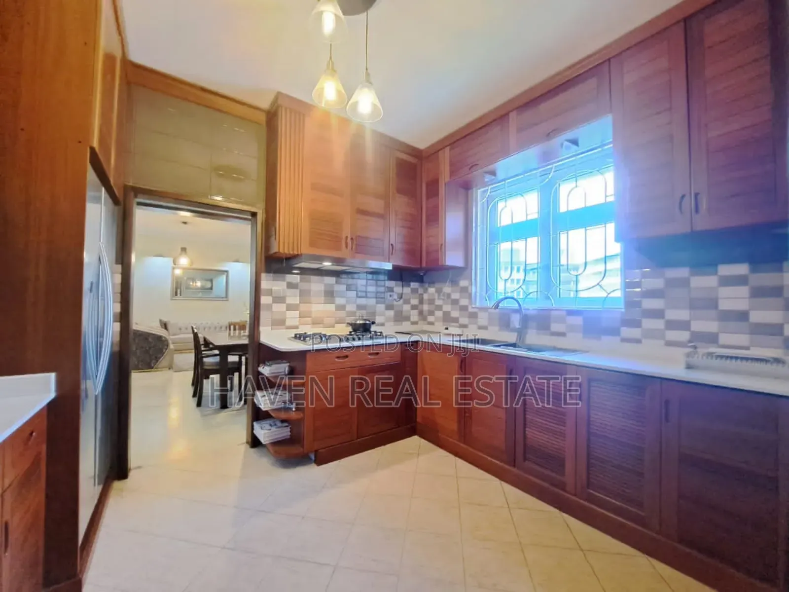 Furnished 3bdrm Apartment in Kisutu for rent