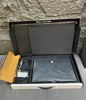 New Laptop Dell Alienware M16 R2 32GB Intel Core Ultra 9 SSD 1T