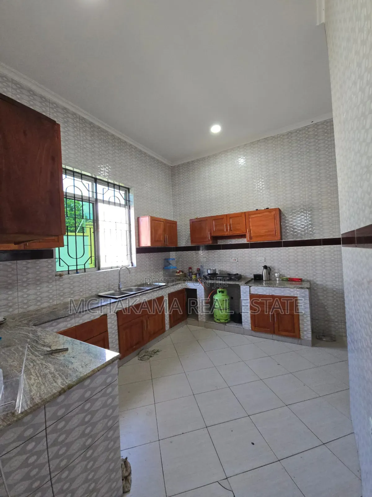 3bdrm House in Yusuph Mchakama, Goba for sale