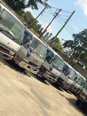Mitsubishi Canter Tani 4