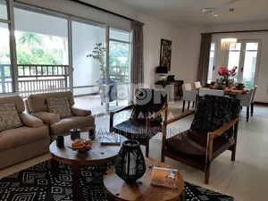 4bdrm Apartment in Oysterbay for rent