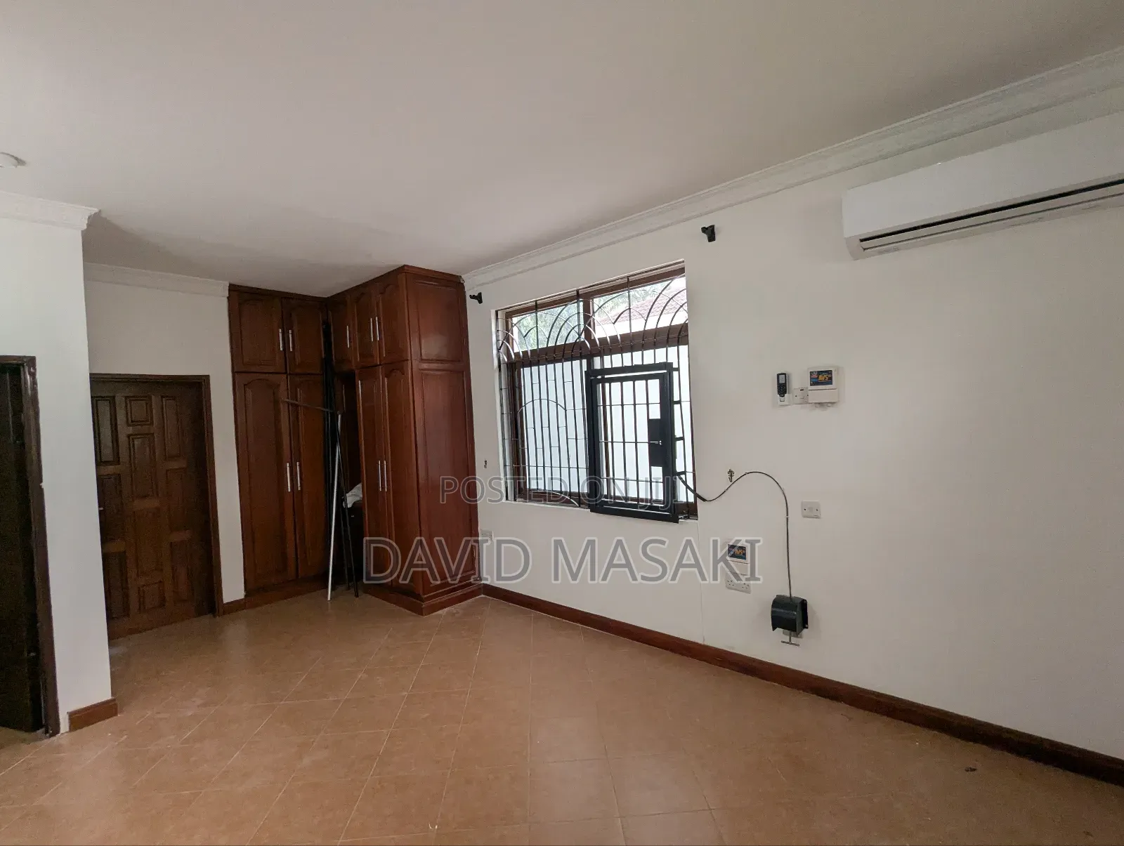 3bdrm House in Villa, Masaki for rent