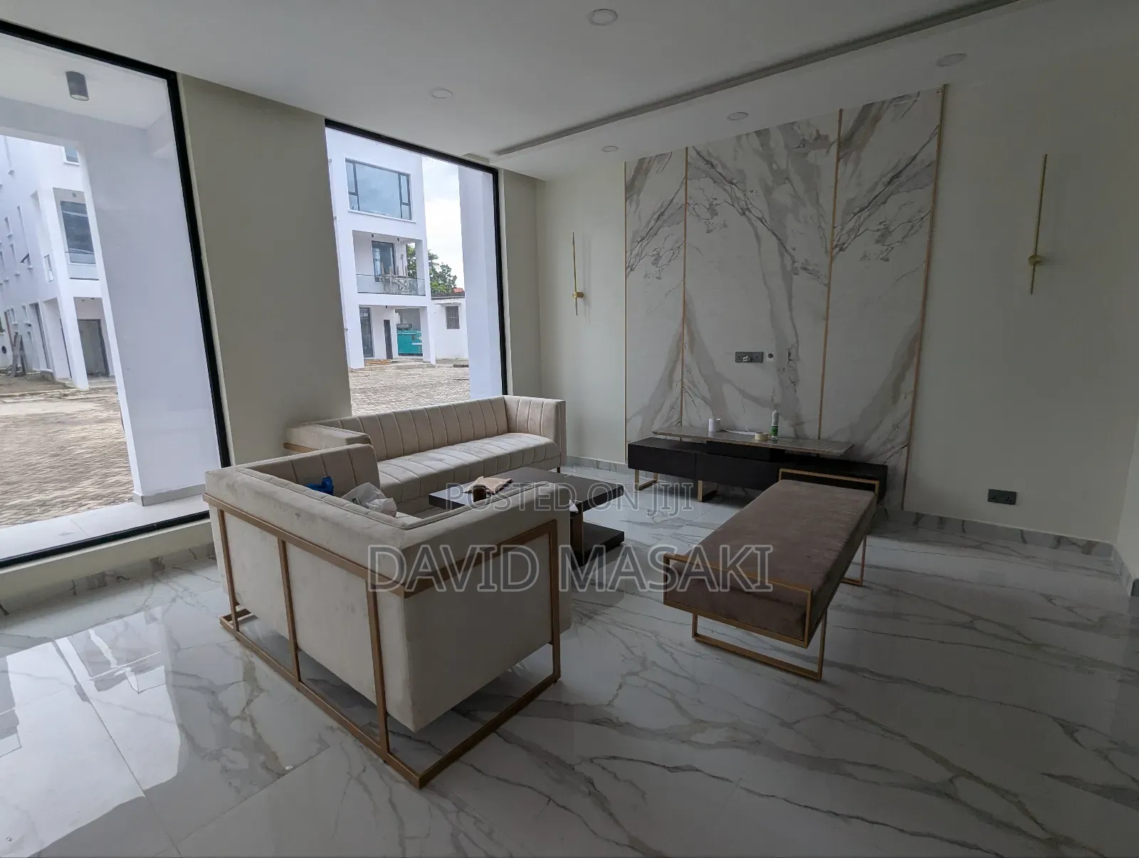 Furnished 5bdrm Villa in New Modern Villas, Masaki for rent