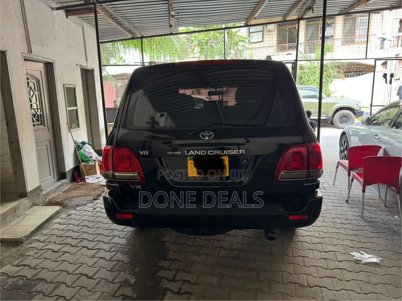 Toyota Land Cruiser 2002 Black