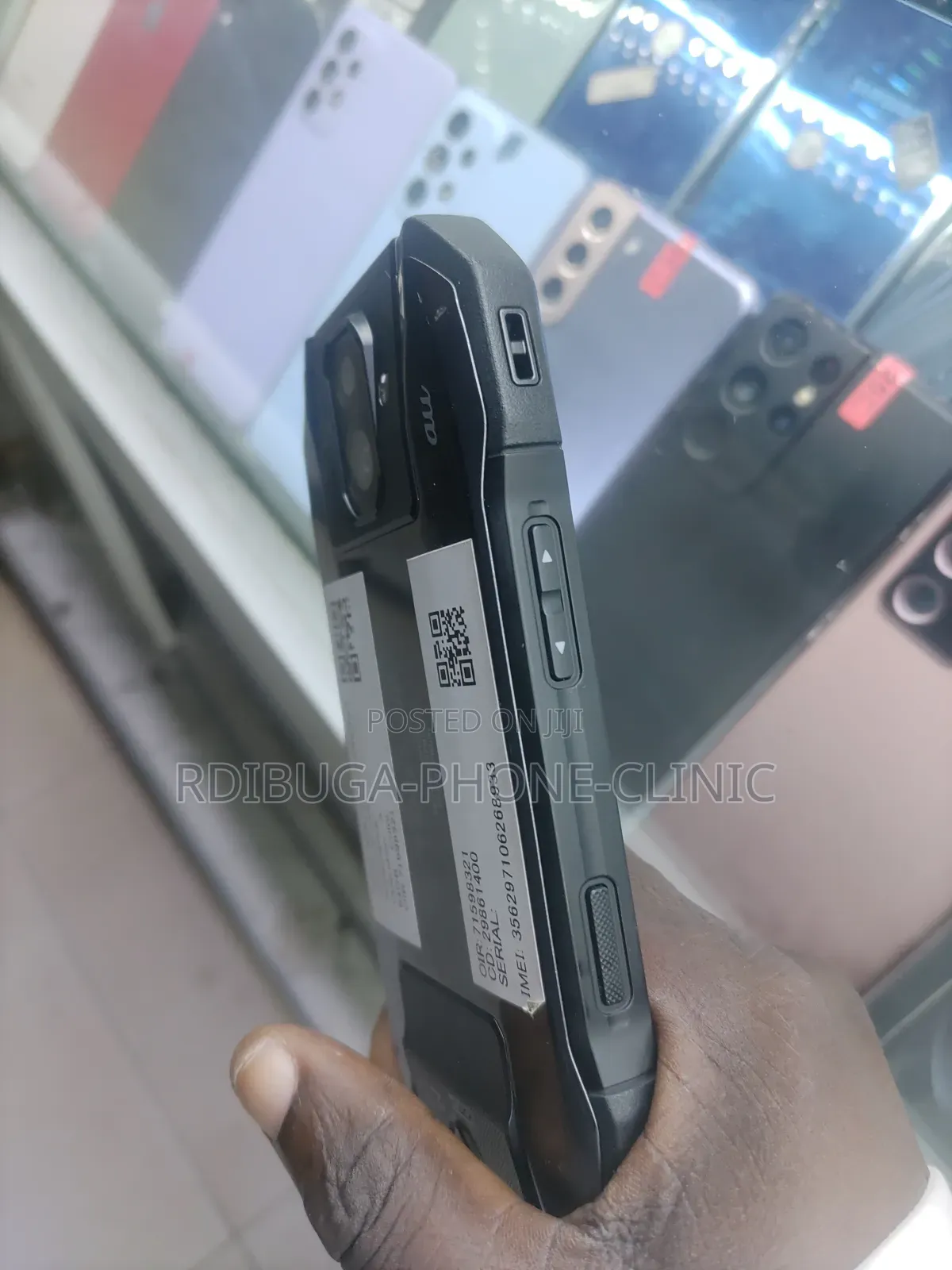 Kyocera Torque G04 KYV 46 64 GB Black