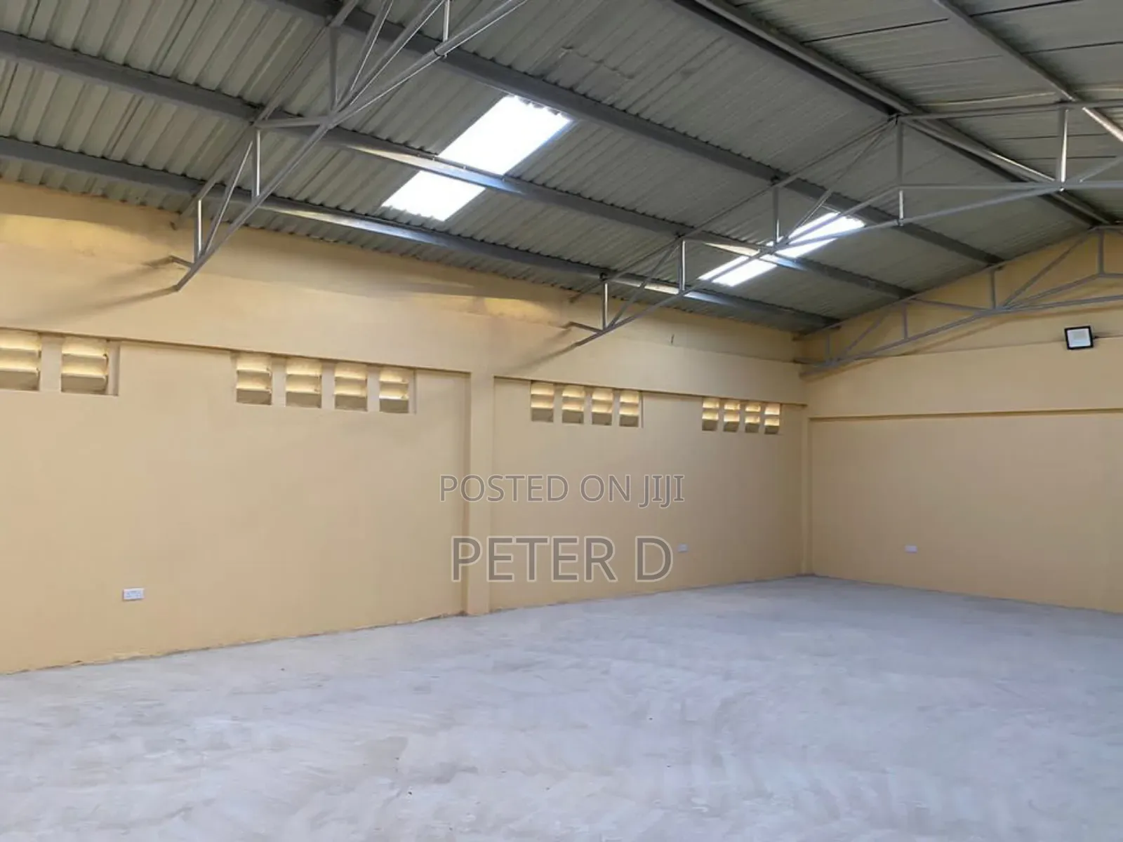 Godown Magomeni SQM 300