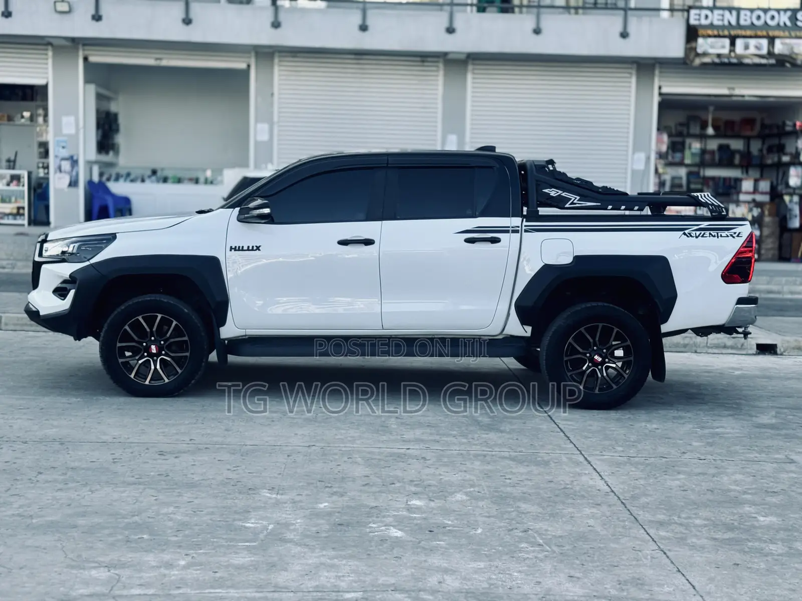 Toyota Hilux Revo Double Cab Deisel 2.8 AWD 2022 White