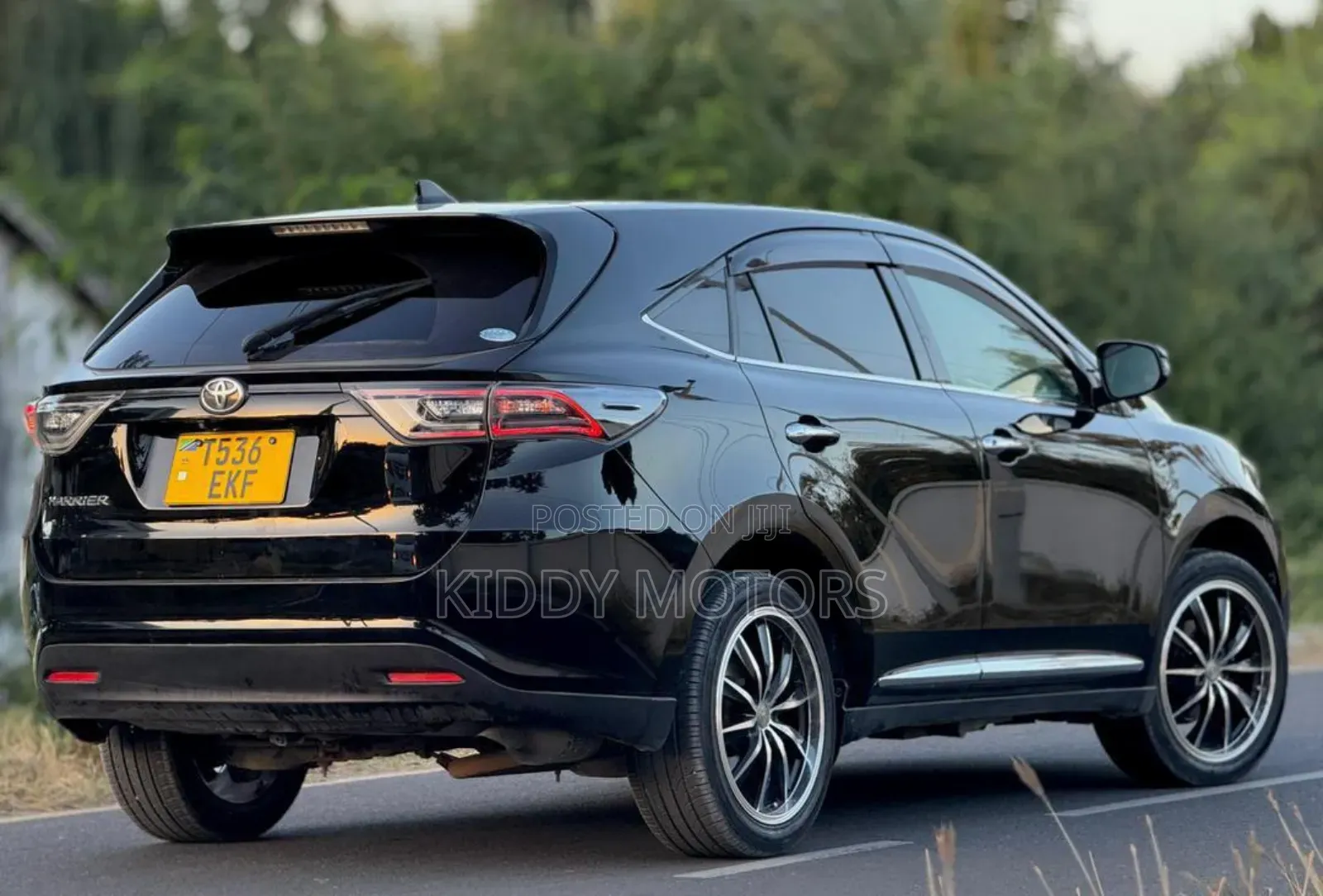 Toyota Harrier 2014 Black