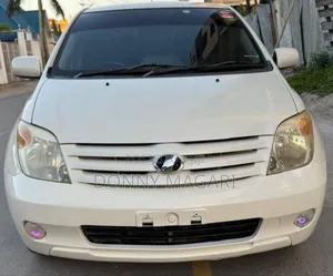 Toyota IST 2007 White