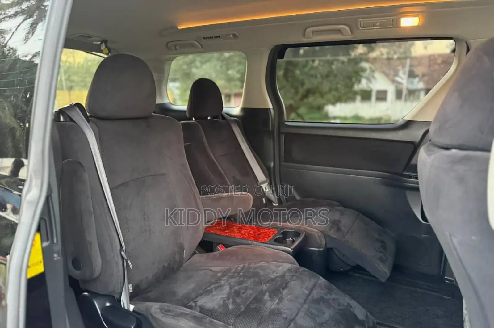 Toyota Vellfire 2011 Black