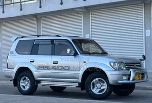 Toyota Land Cruiser Prado 2001 Silver