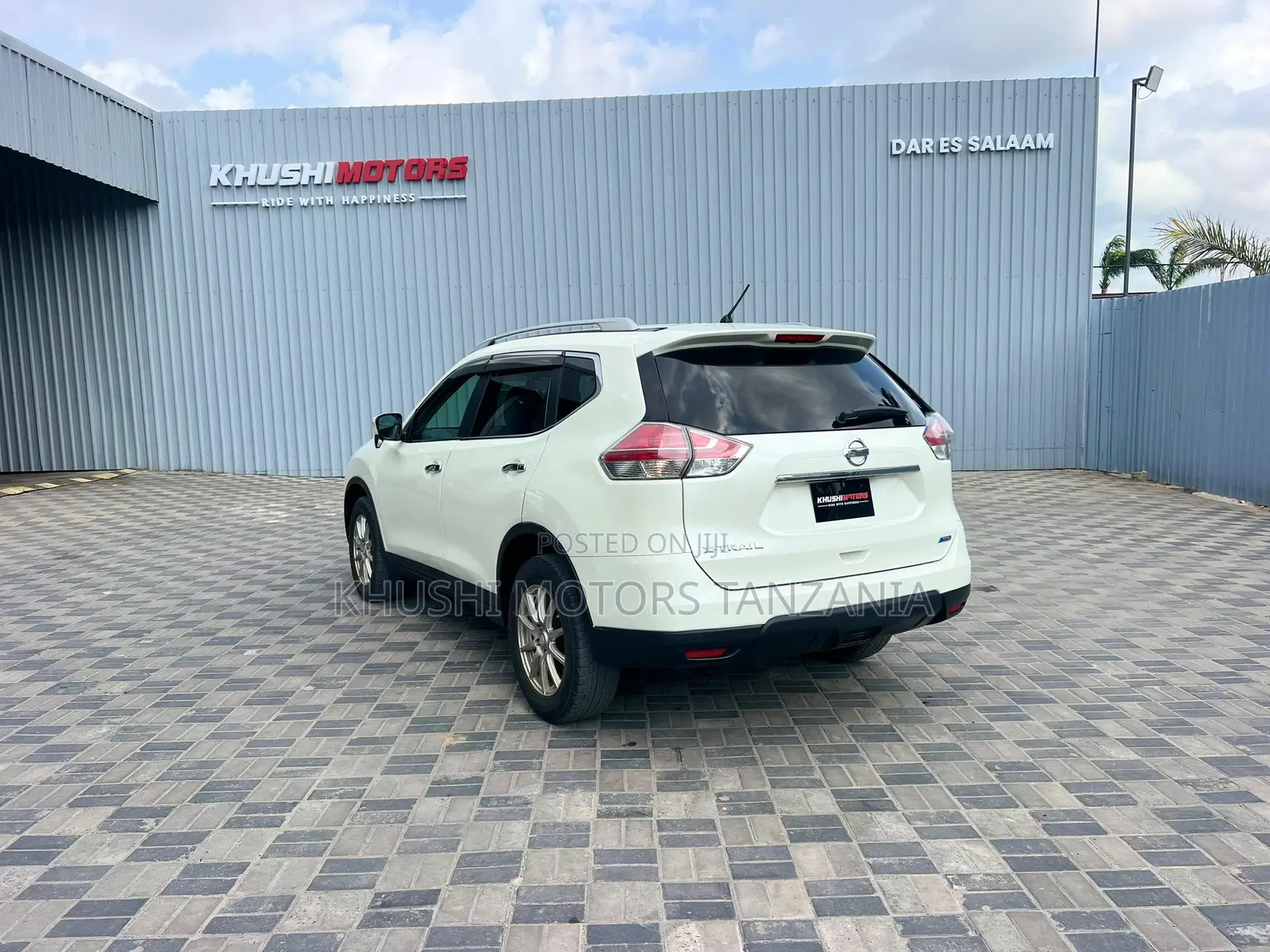 Nissan X-Trail 2015 White