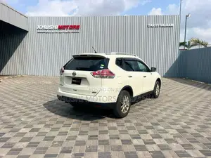 Nissan X-Trail 2015 White