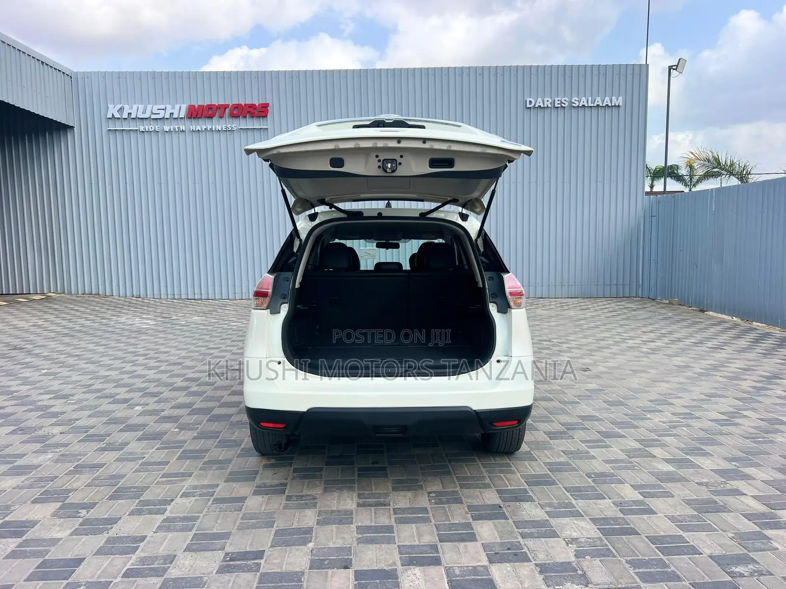 Nissan X-Trail 2015 White